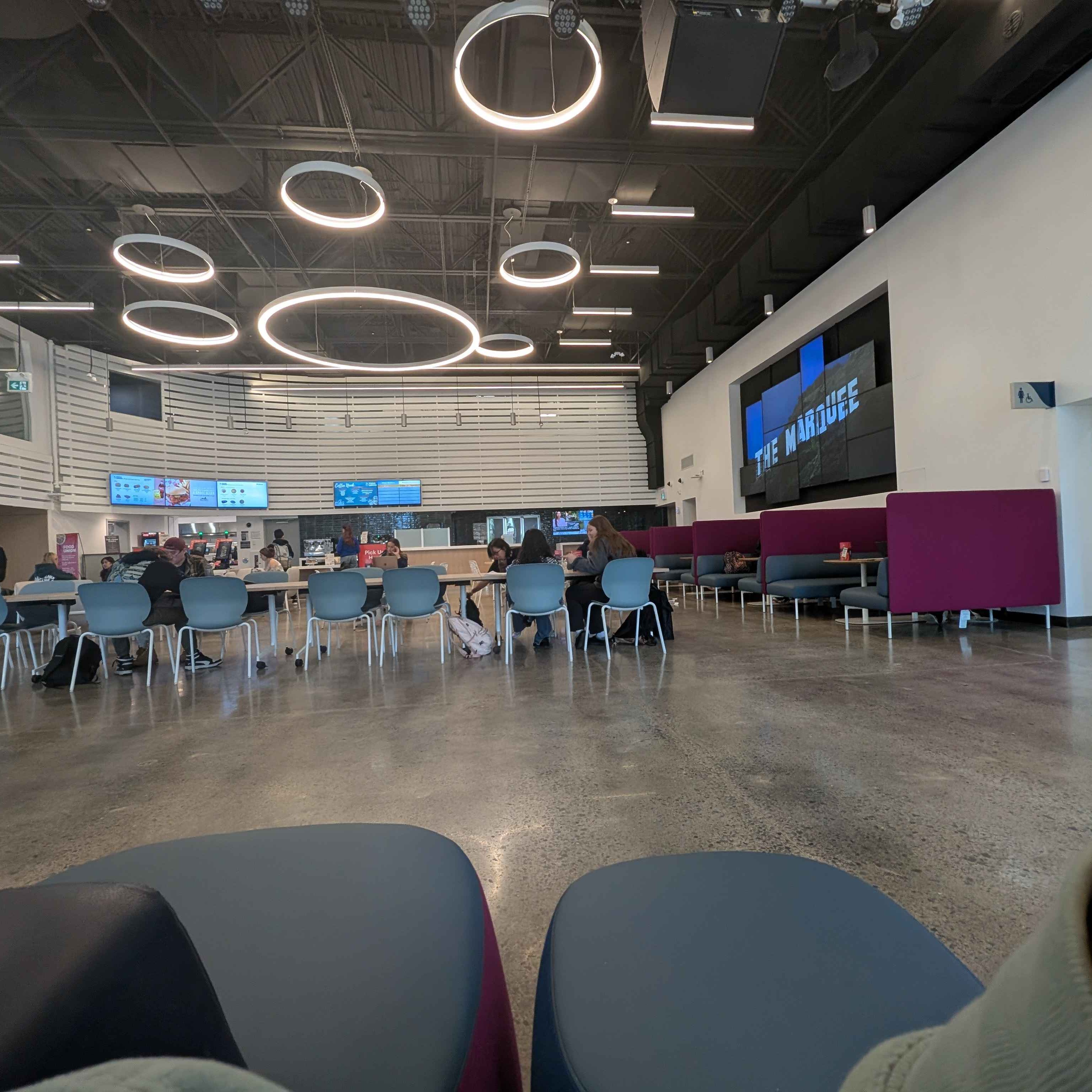 I took some picturesin the SSU, especially now that its renovated, the space feels more free and spacious despite it being the same space I would hang around ewvery day before class to do some homework or study.